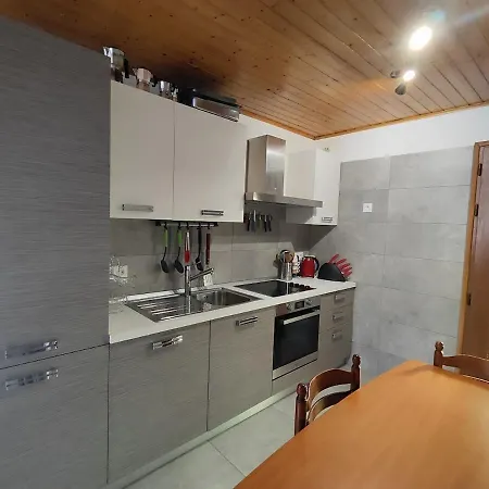 Appartement Chaleureux Avec Grande Terasse - Maurienne